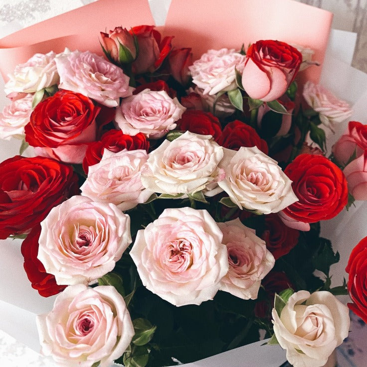 Florist Choice: Mixed Roses Bouquet