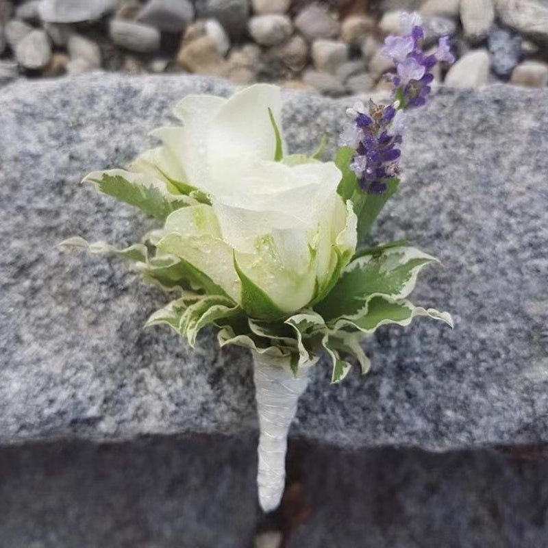 FH116: Boutonnières (Button Holes)