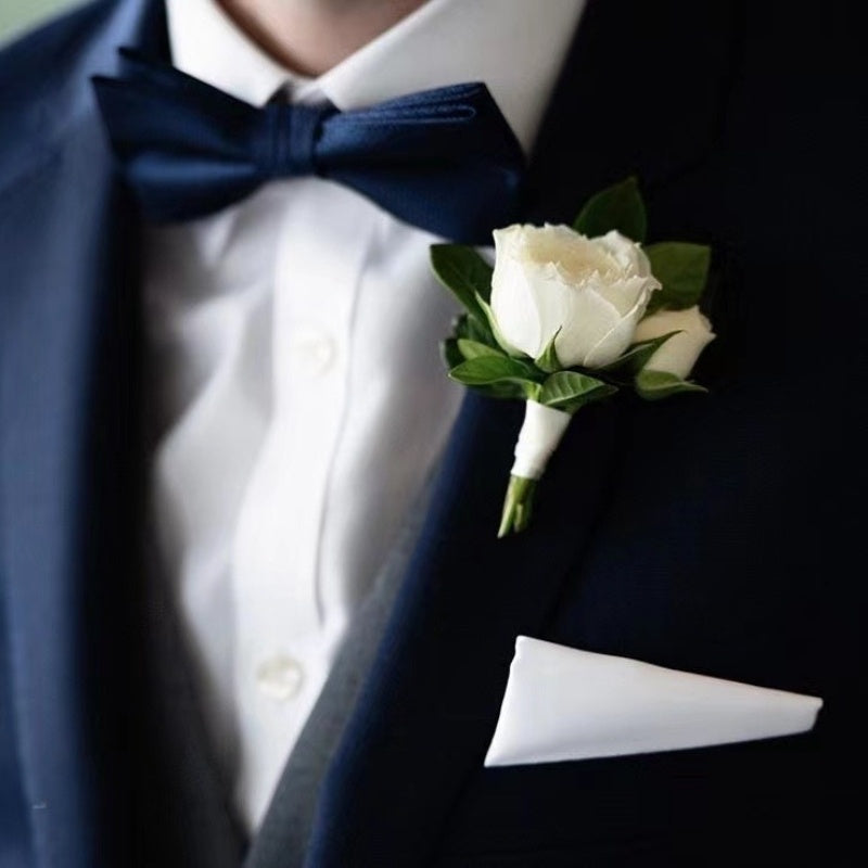FH116: Boutonnières (Button Holes)